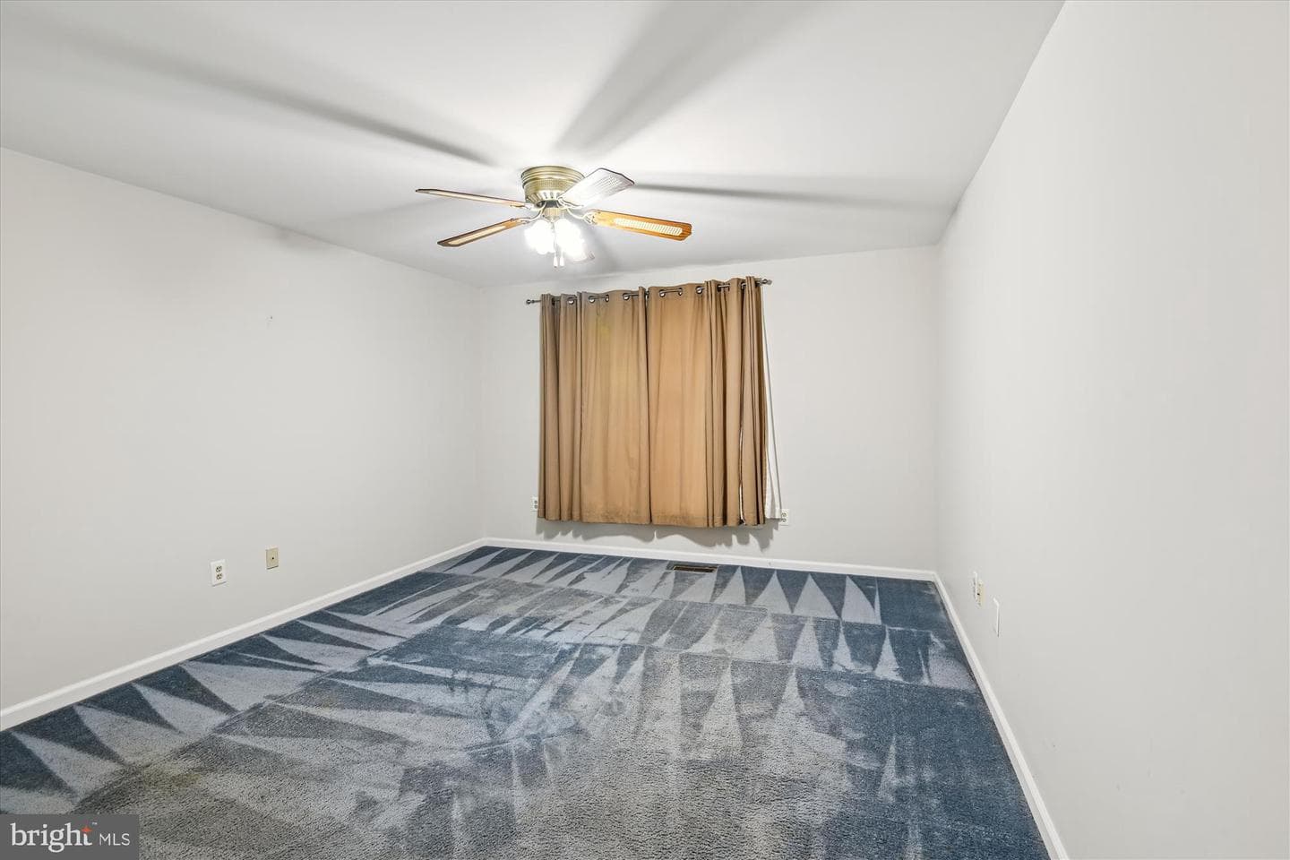10120 Frost Way photo 34