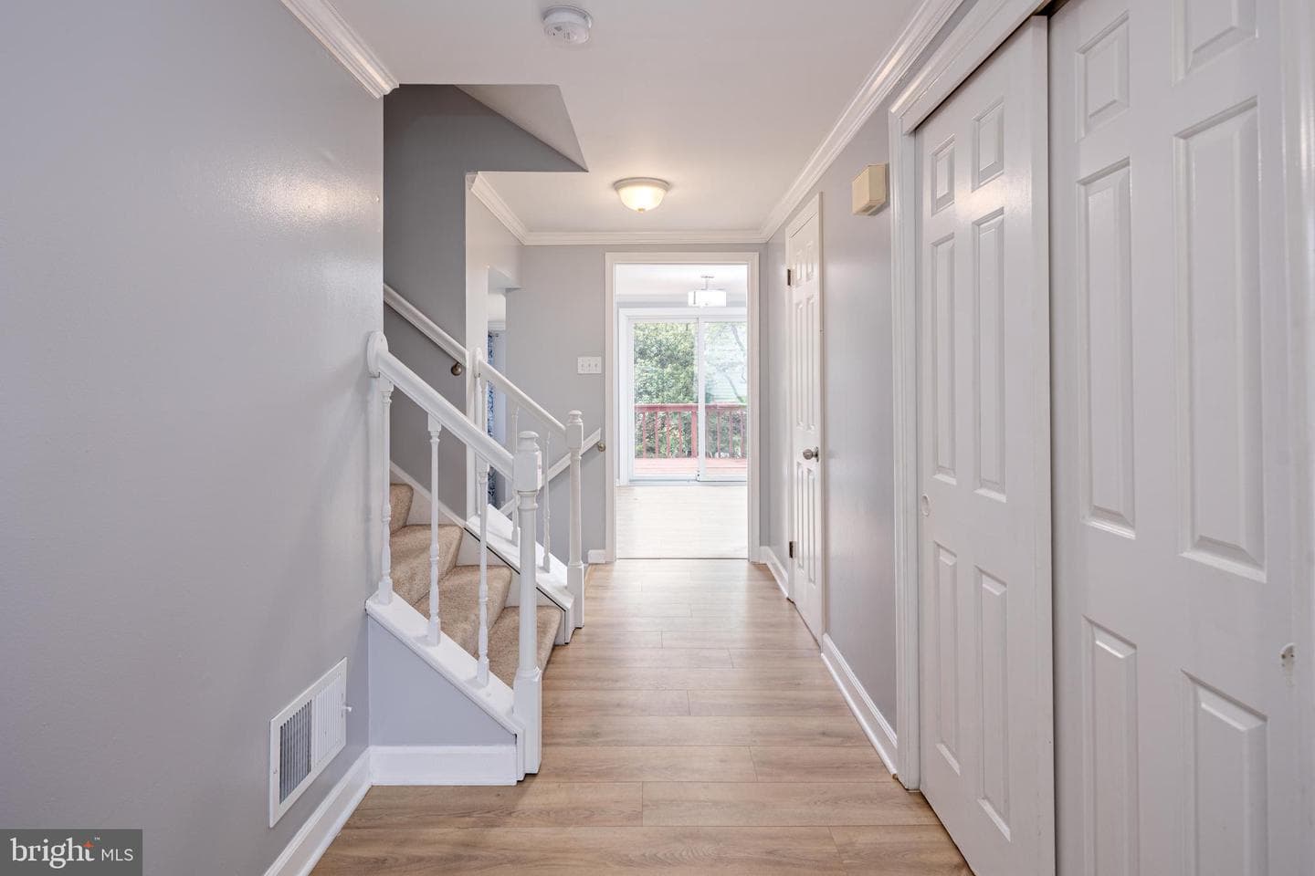 7318 Bobolink Court photo 2