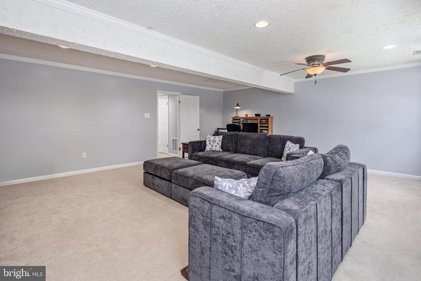 7318 Bobolink Court photo 23