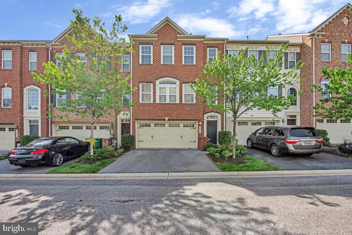 10610 Old Ellicott Circle #10 photo 1