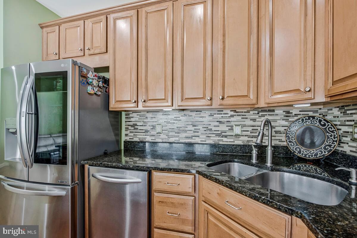 10610 Old Ellicott Circle #10 photo 18
