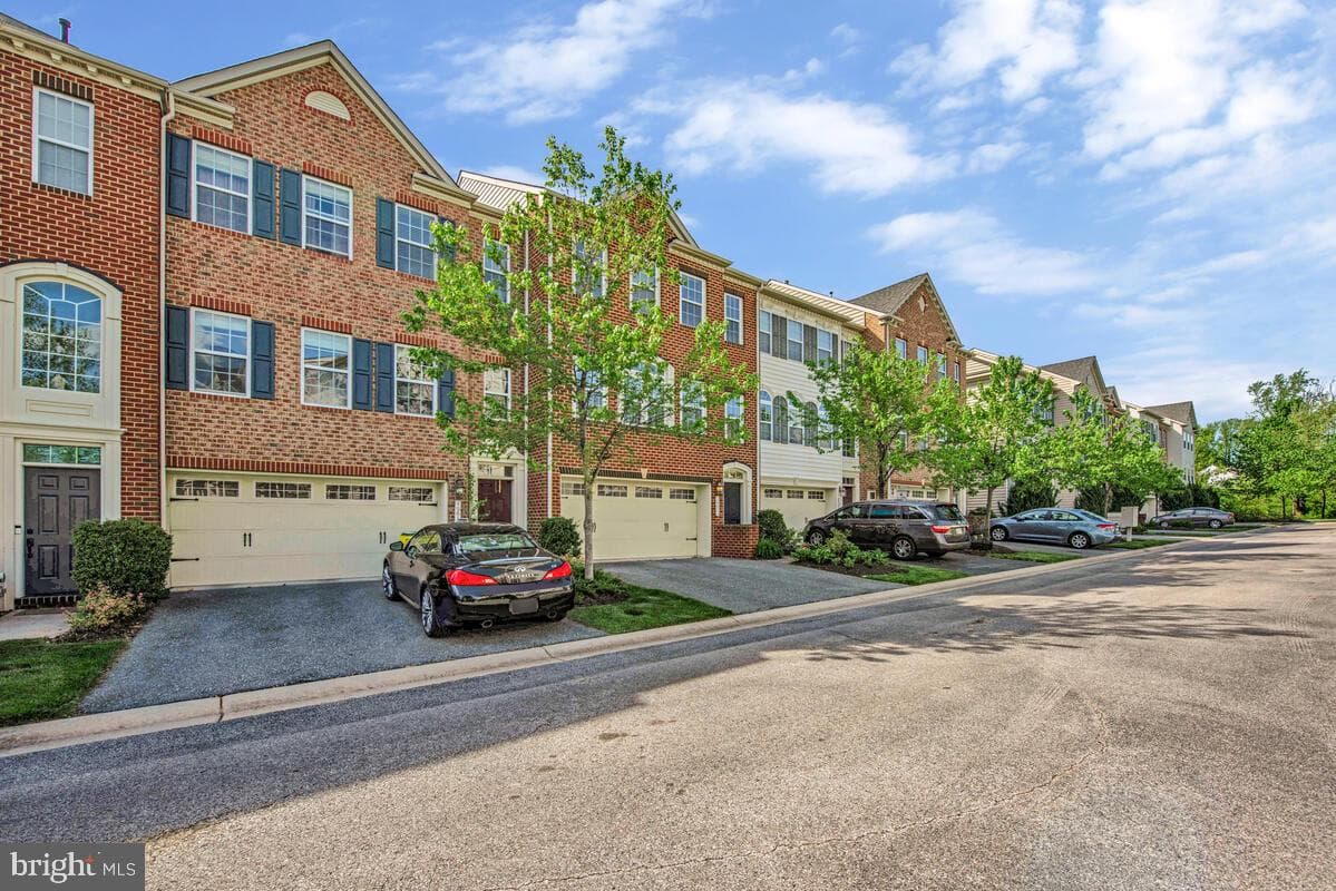 10610 Old Ellicott Circle #10 photo 3