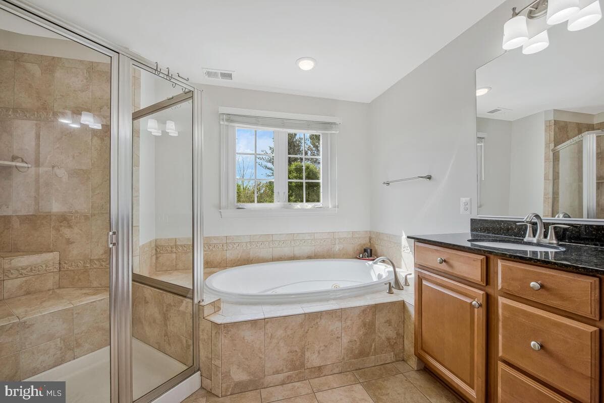 10610 Old Ellicott Circle #10 photo 32