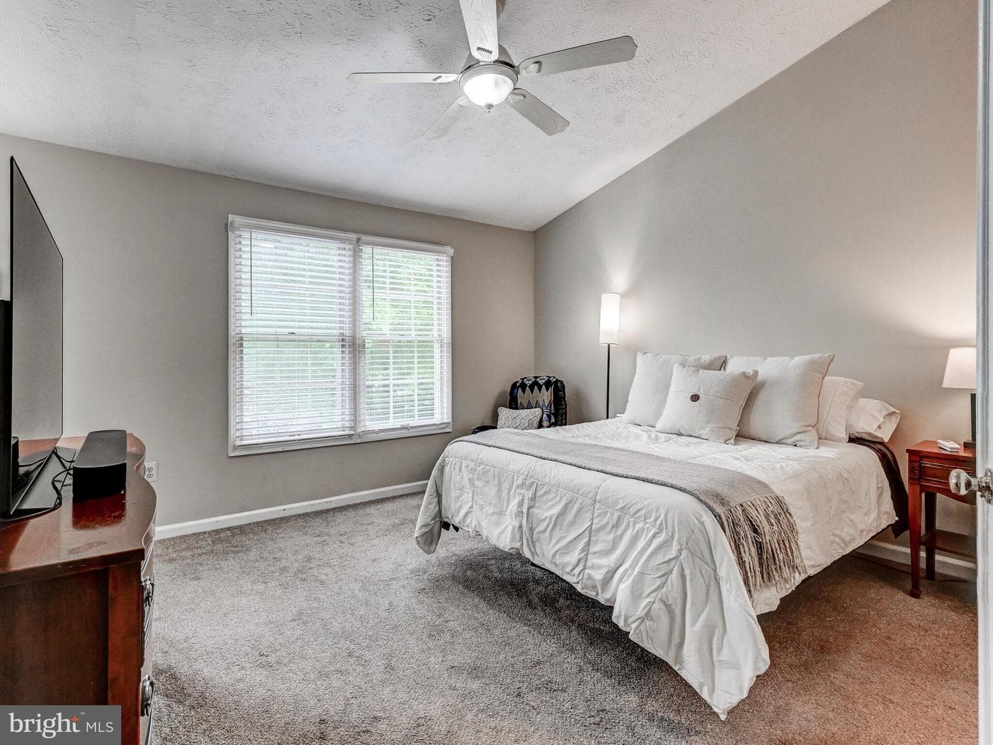 8036 Brightfield Road photo 20