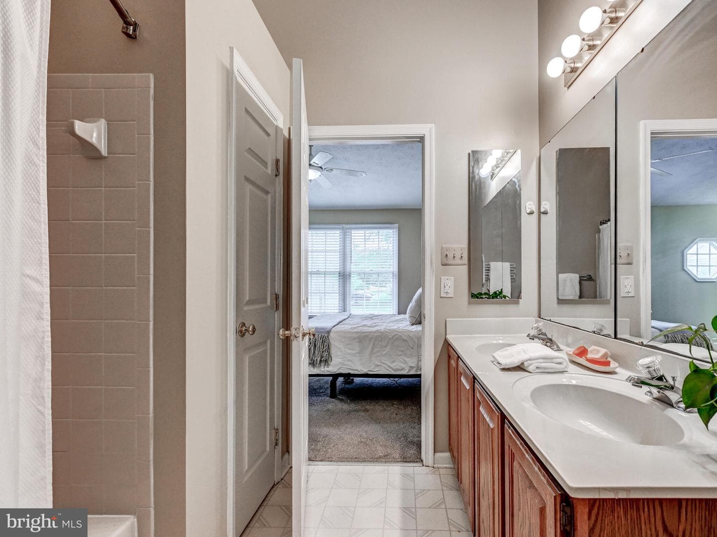 8036 Brightfield Road photo 24