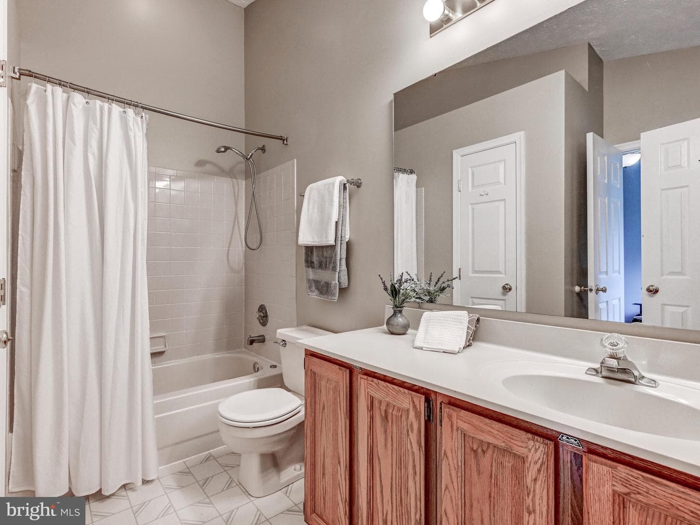 8036 Brightfield Road photo 28