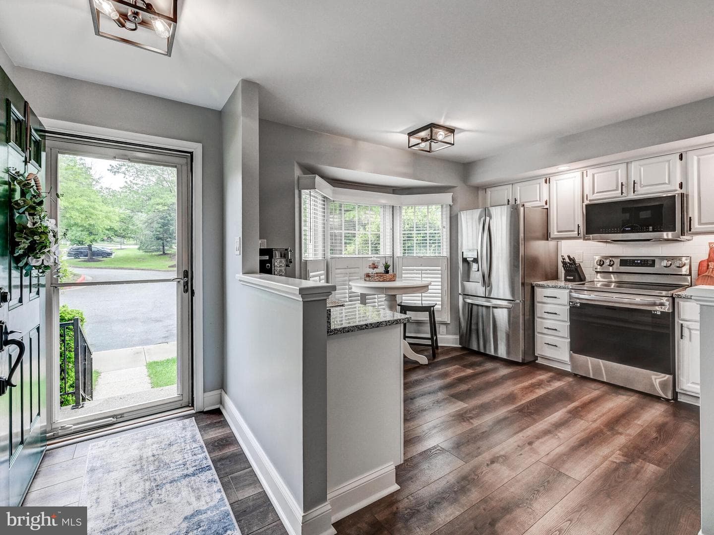 8036 Brightfield Road photo 4