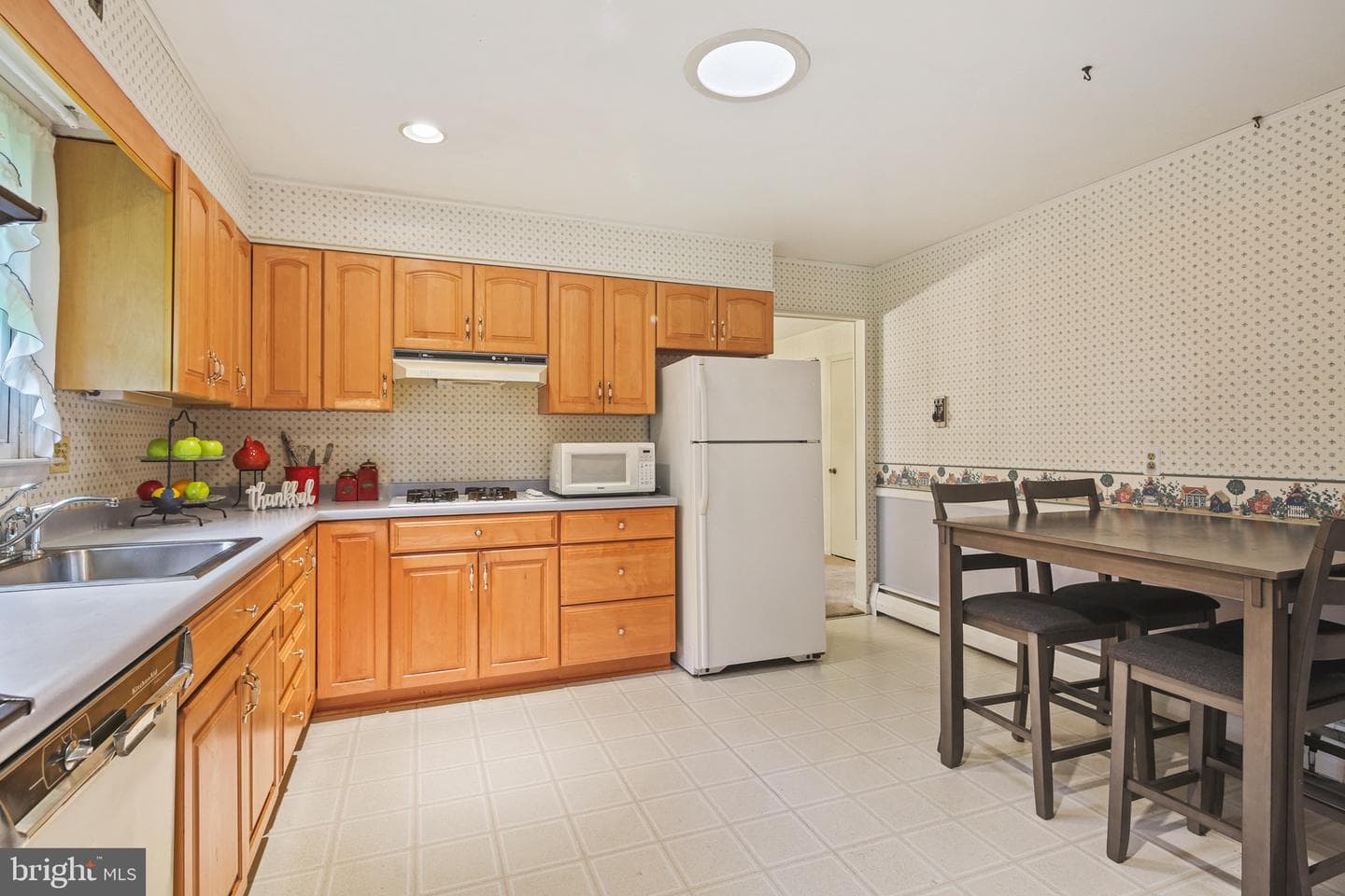9921 Postwick Road photo 3