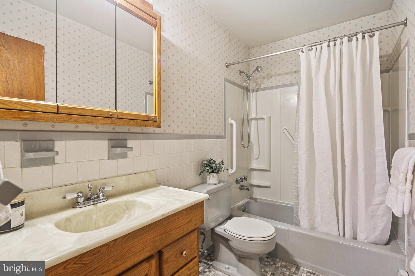 9921 Postwick Road photo 9