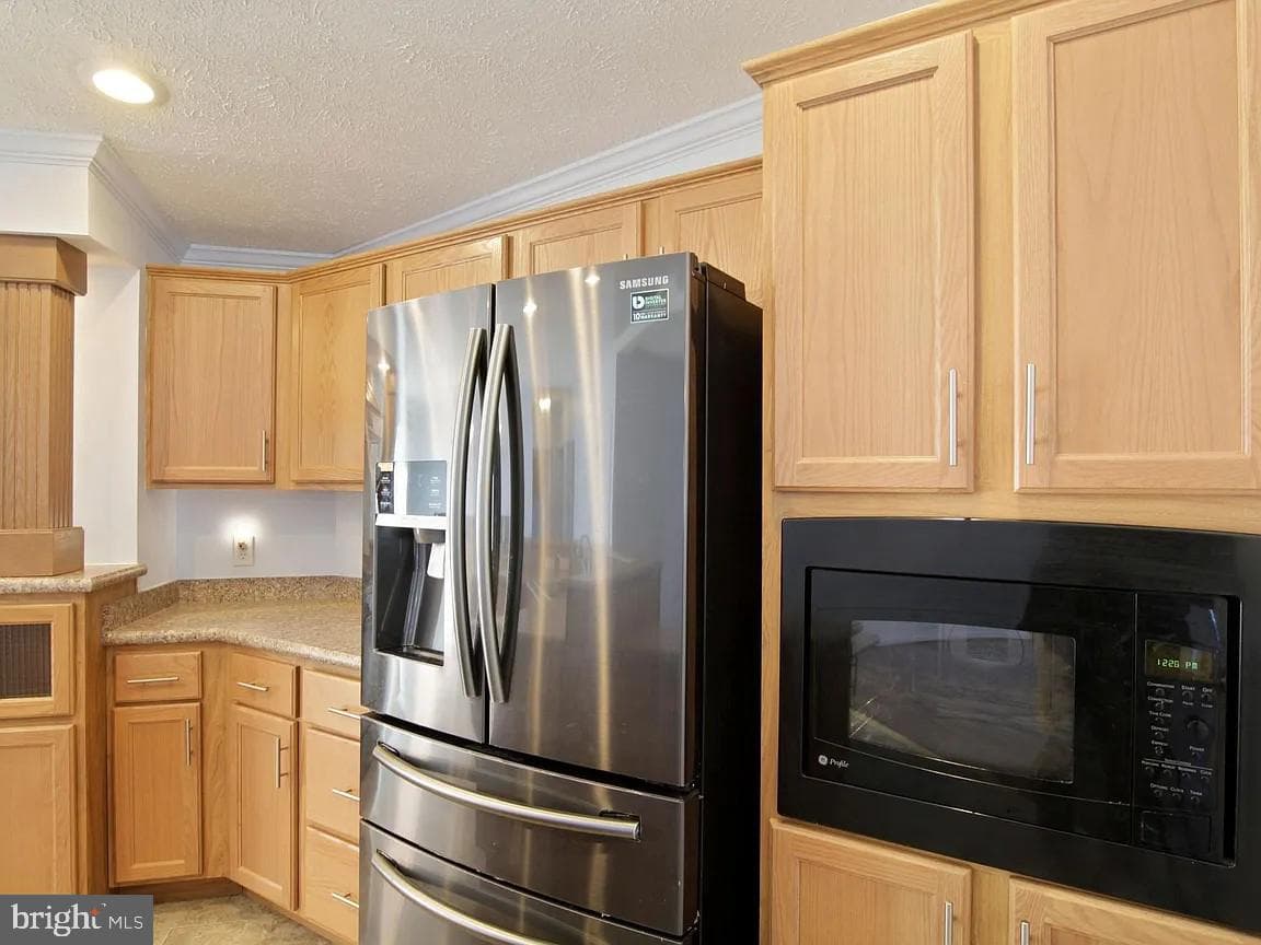 8419 Sandalwood Court photo 4