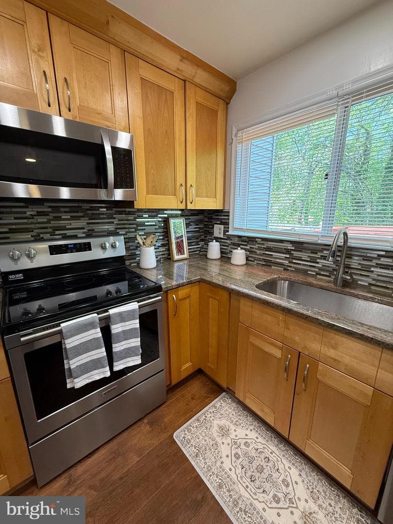 8119 Aspenwood Way photo 8