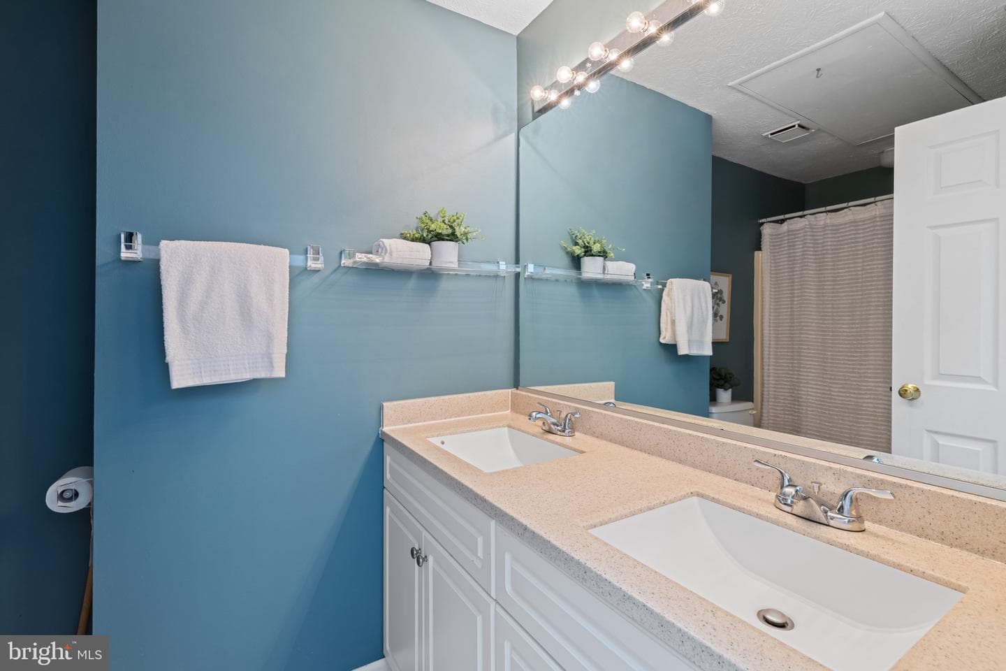 5957 Cedar Fern Court photo 14