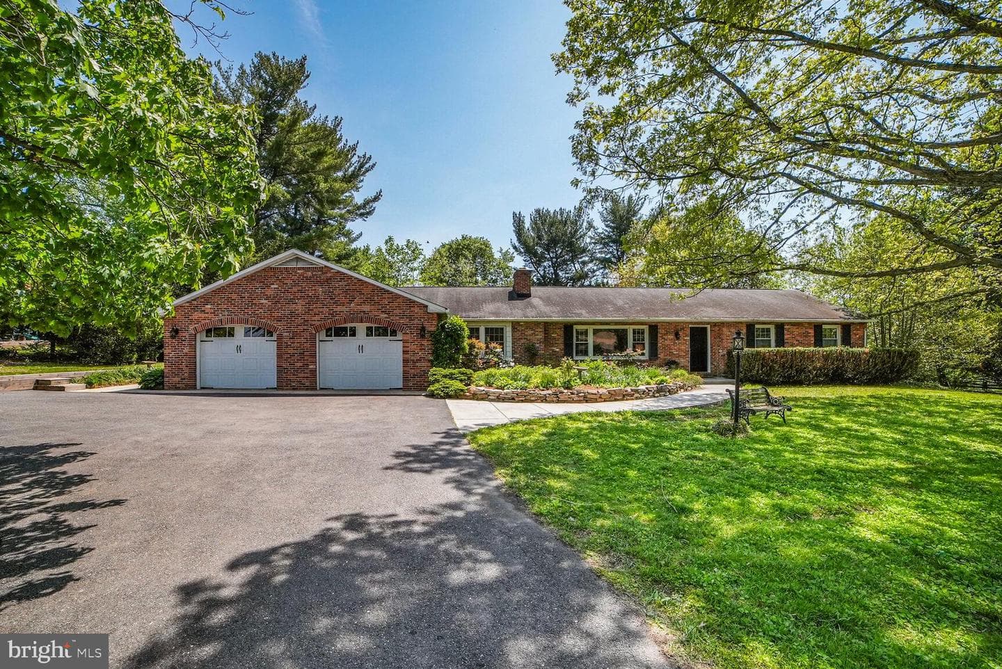 7549 Cherry Tree Drive photo 2