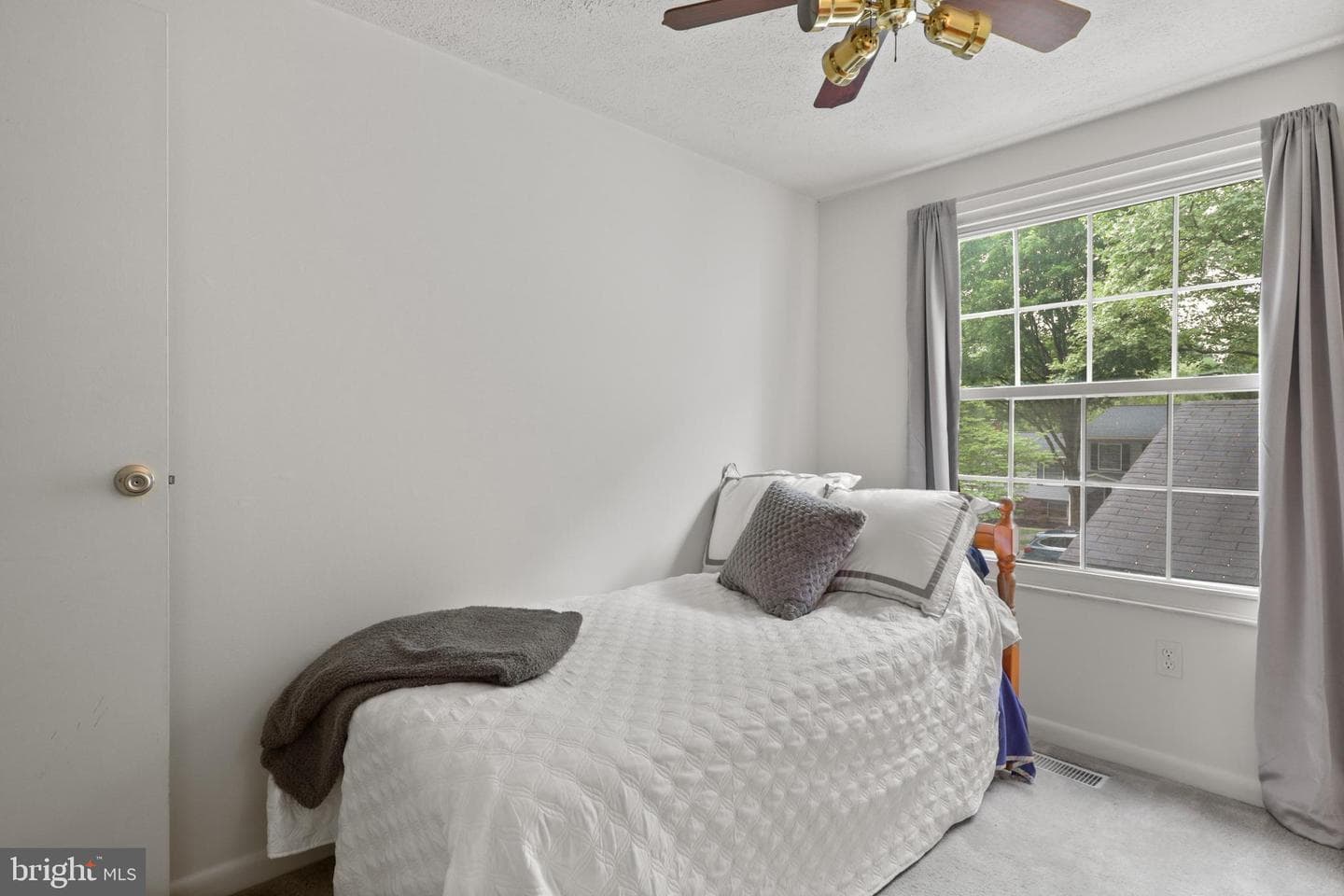 9269 Pigeonwing Place photo 33