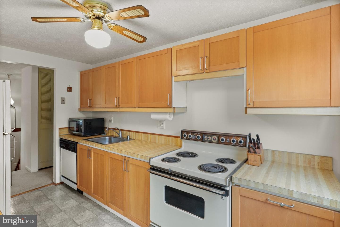 9269 Pigeonwing Place photo 42