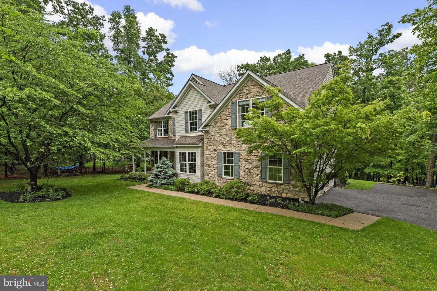 15066 Frederick Road photo 2