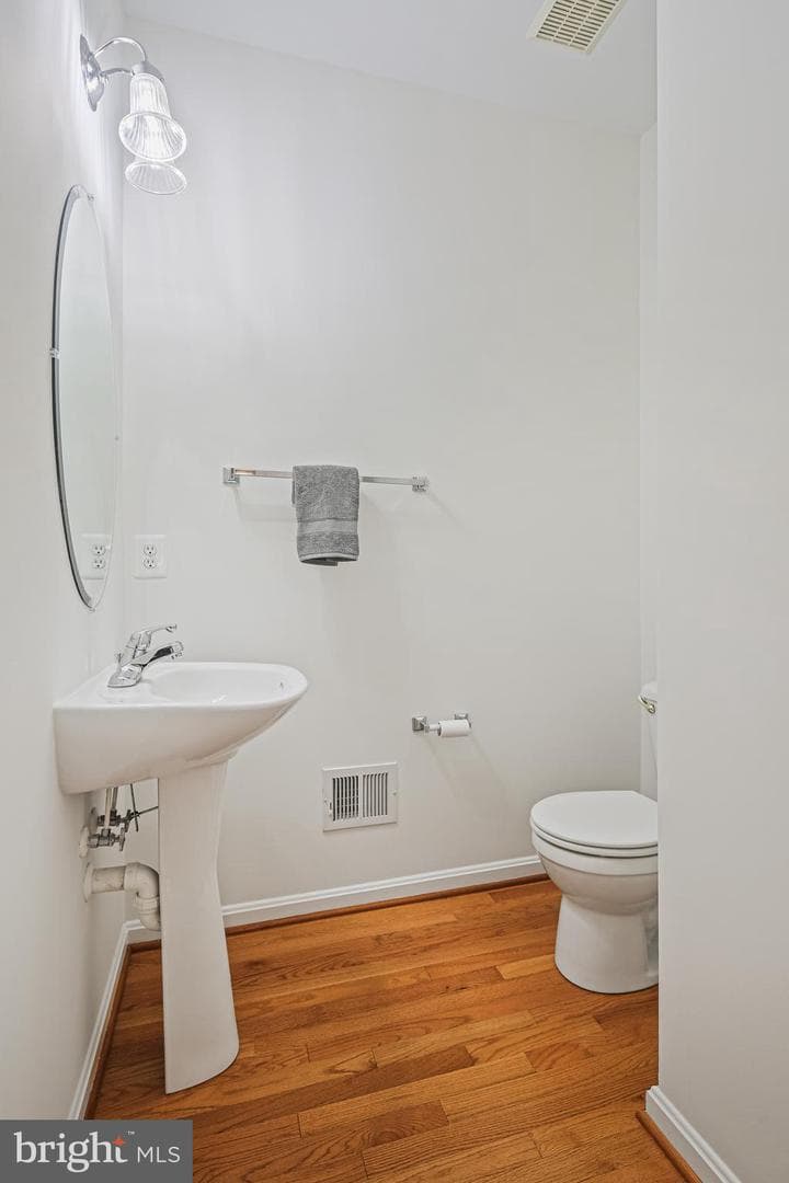 4857 Royal Coachman Drive photo 16