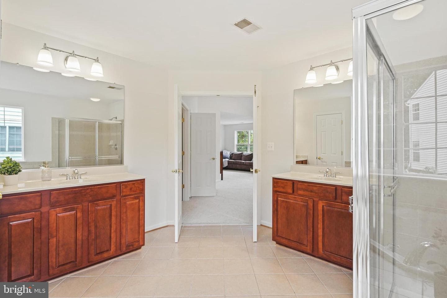 4857 Royal Coachman Drive photo 22