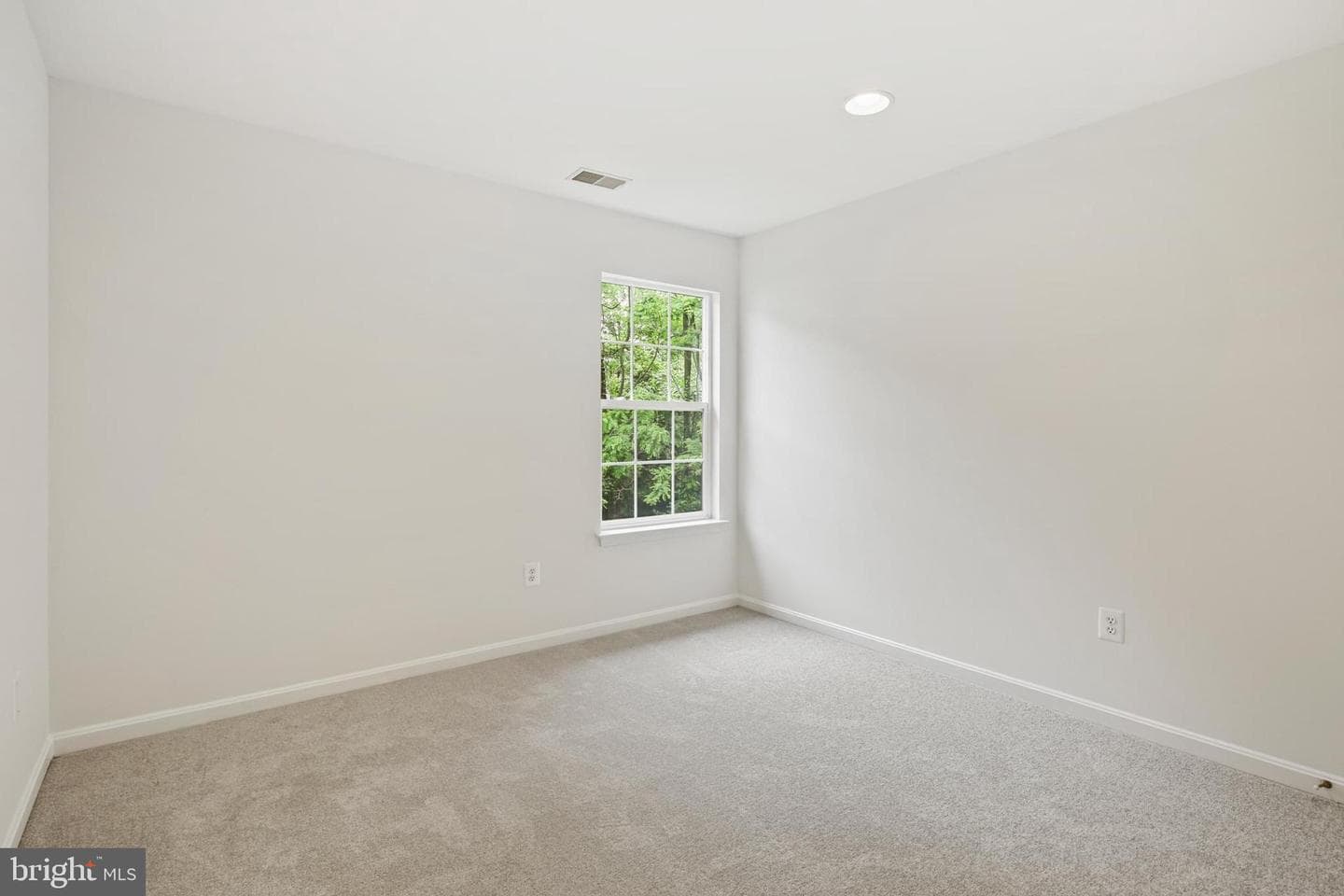 4857 Royal Coachman Drive photo 24