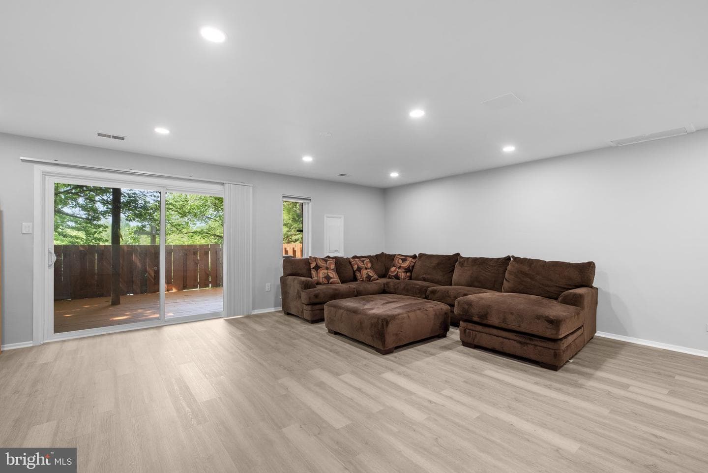 7256 Dockside Lane photo 21