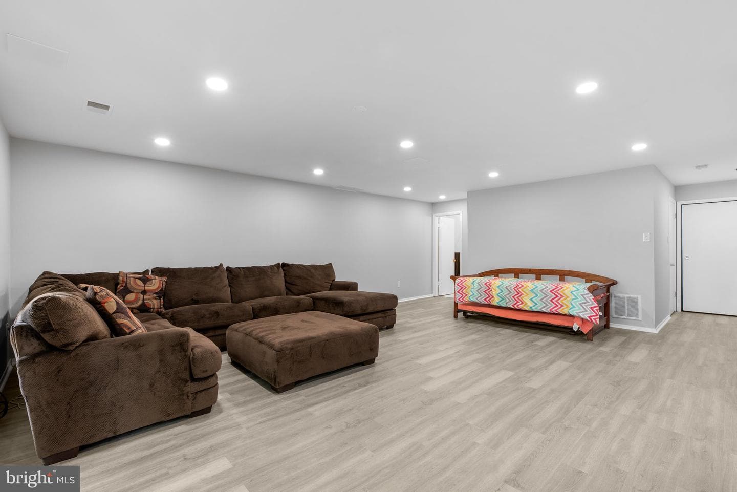 7256 Dockside Lane photo 23