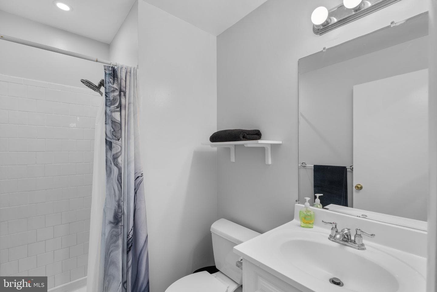 7256 Dockside Lane photo 24