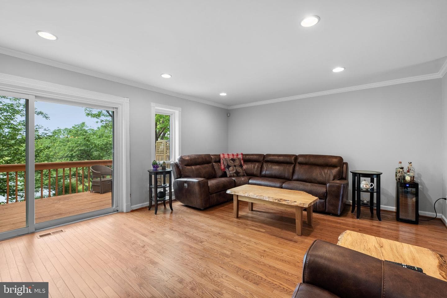 7256 Dockside Lane photo 6