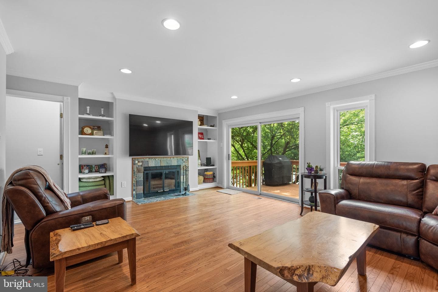 7256 Dockside Lane photo 8