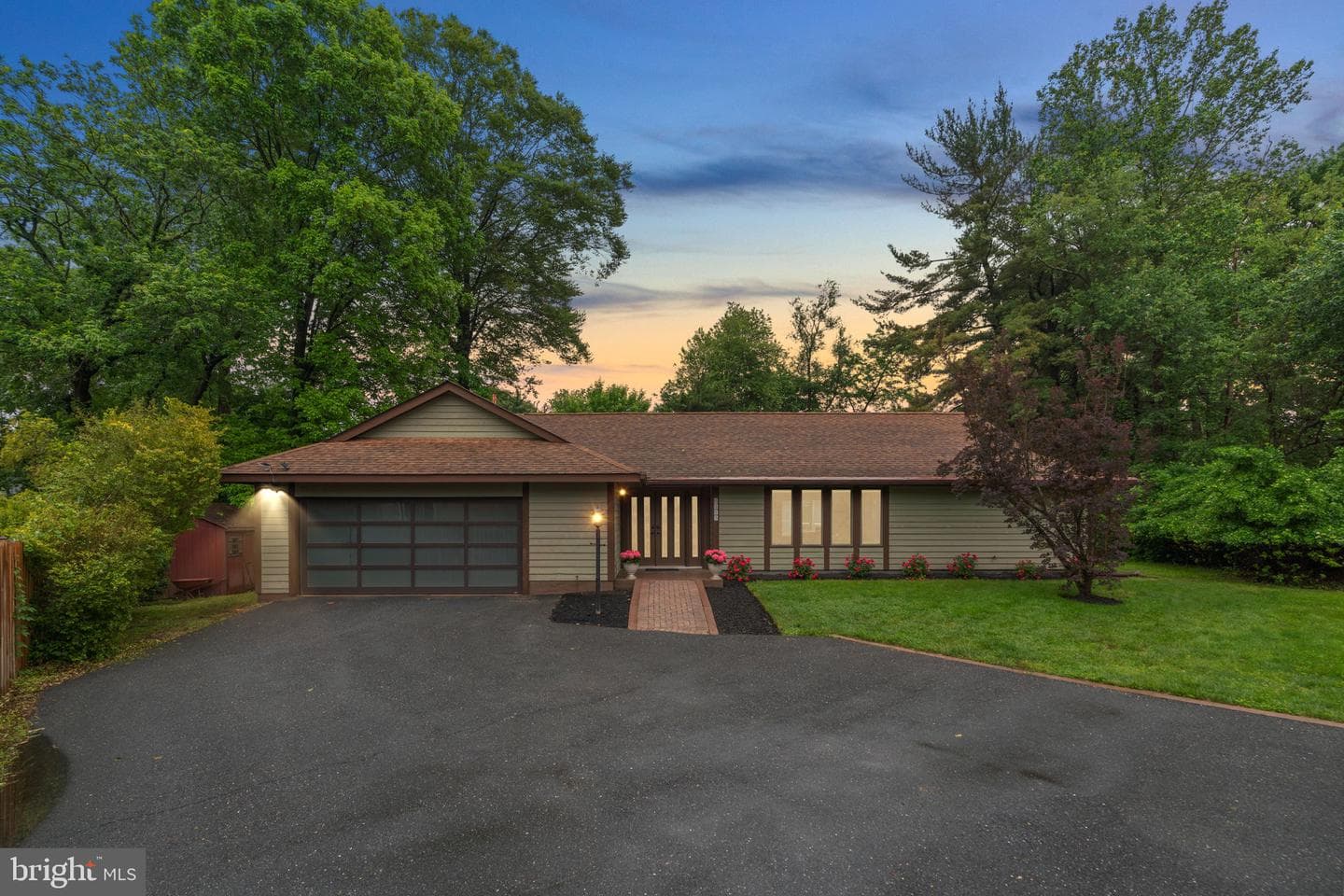 6115 Oakland Mills Road photo 2