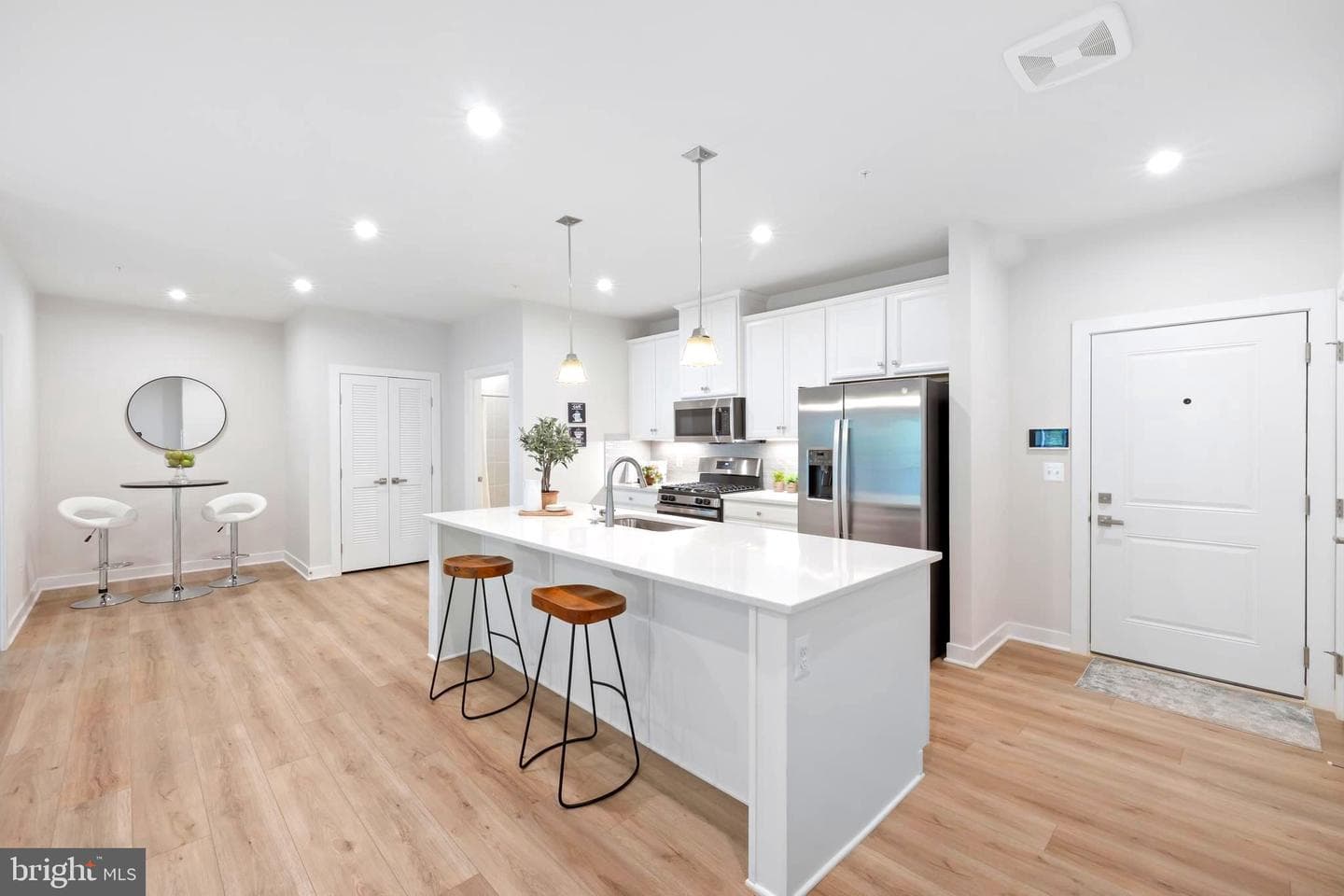 10391 Resort Road #q photo 5