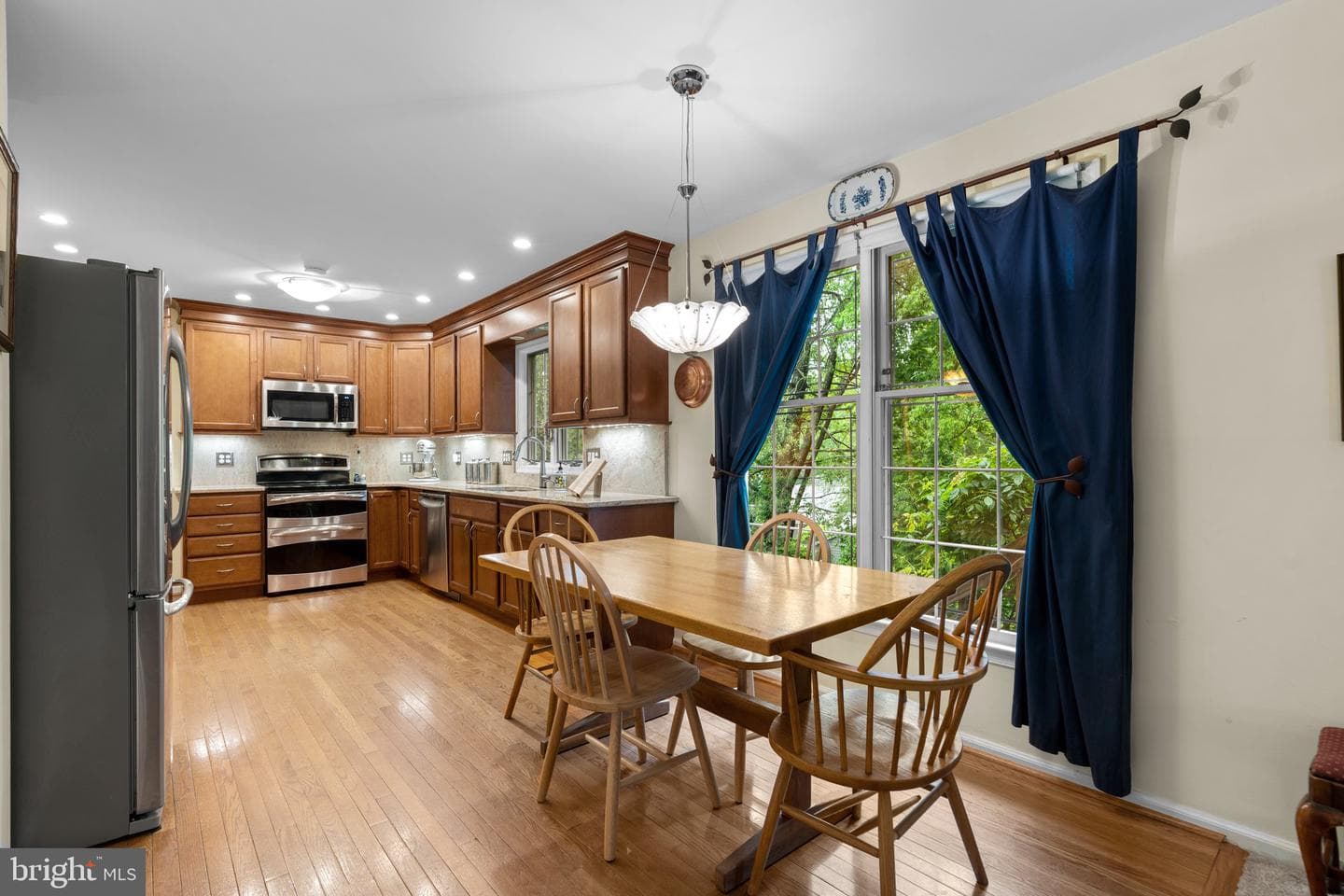 5292 Corncockle Court photo 4
