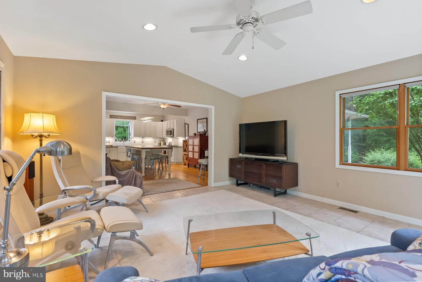 4889 Ilchester Road photo 13