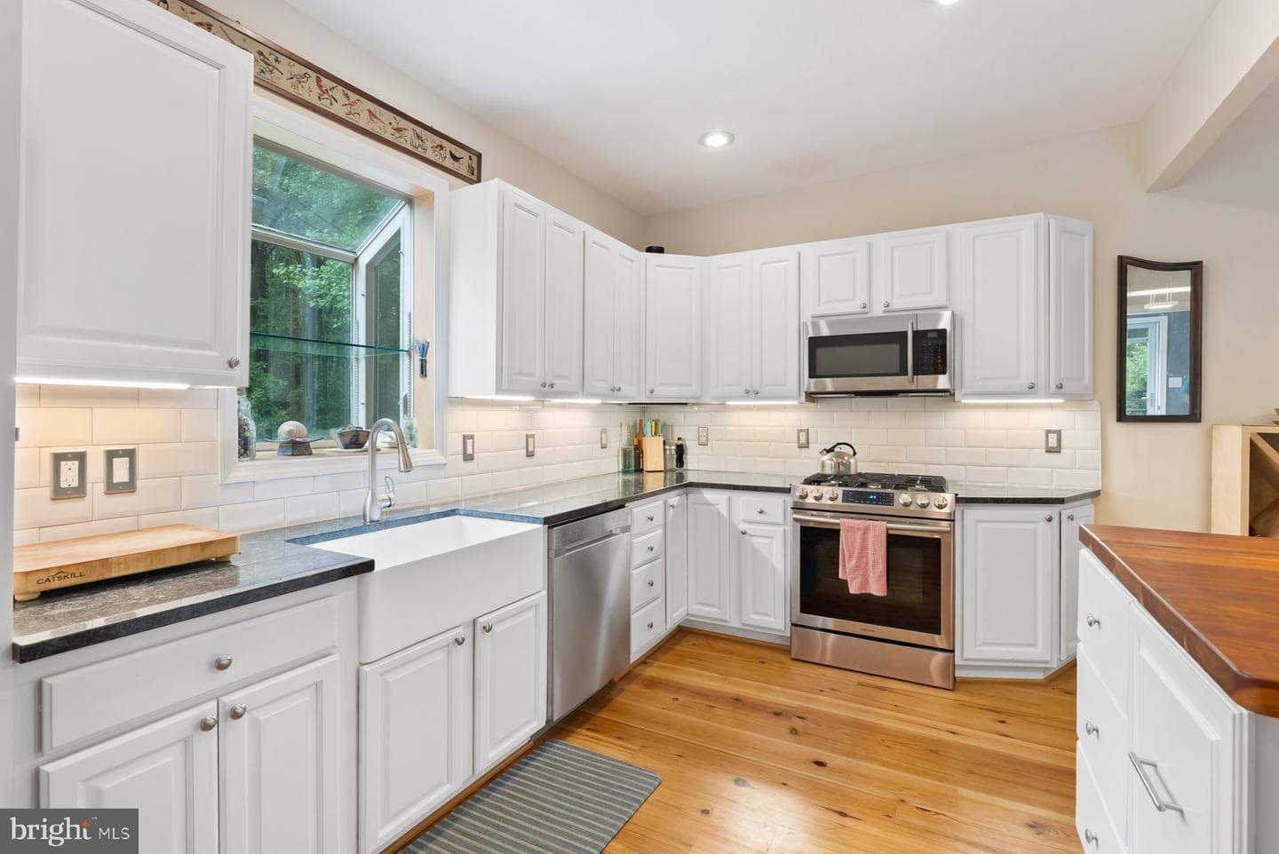 4889 Ilchester Road photo 16