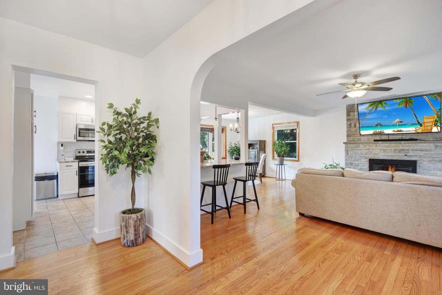 8113 Valley Lane photo 10