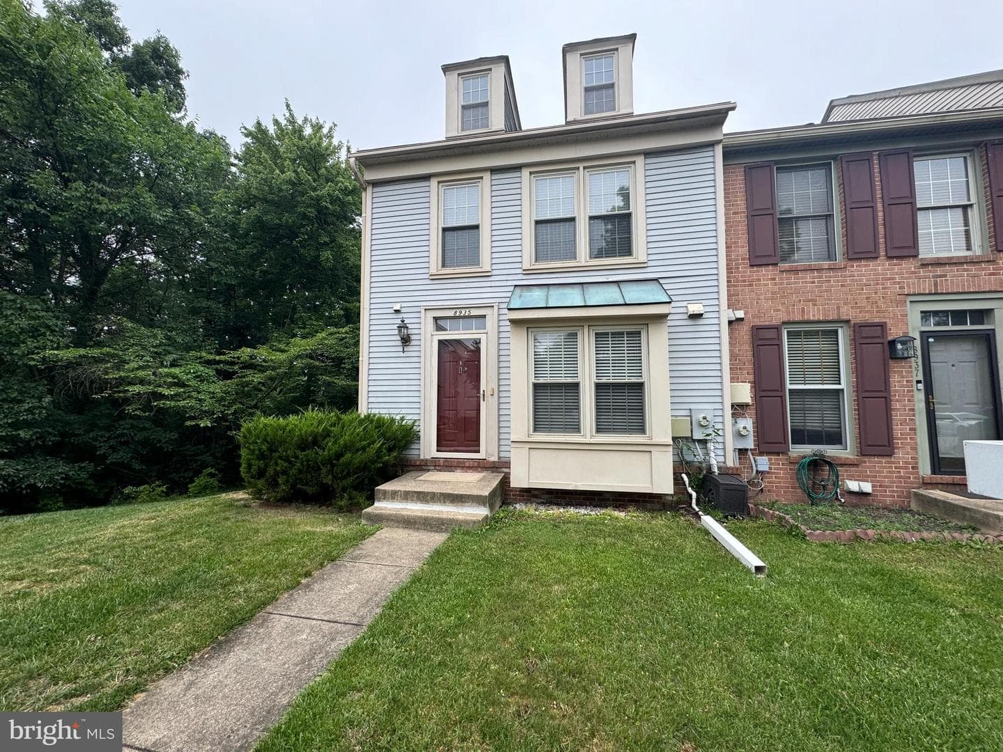 8935 Rosewood Way photo 1