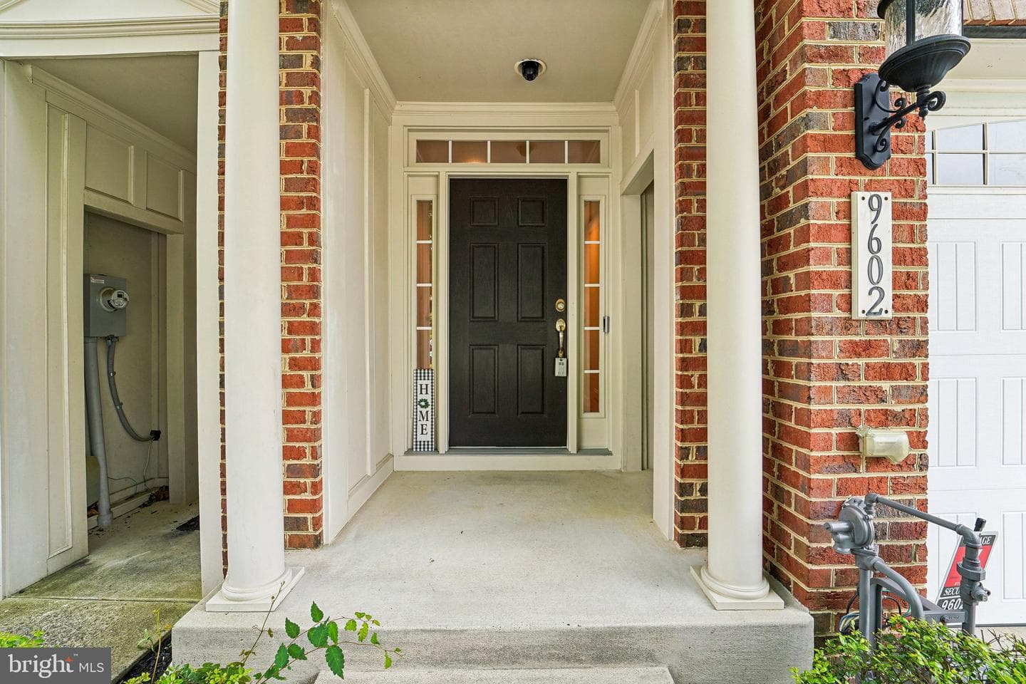 9602 Silken Leaf Court photo 5