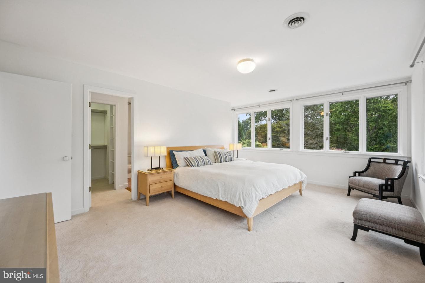 5055 Amesbury Drive photo 29