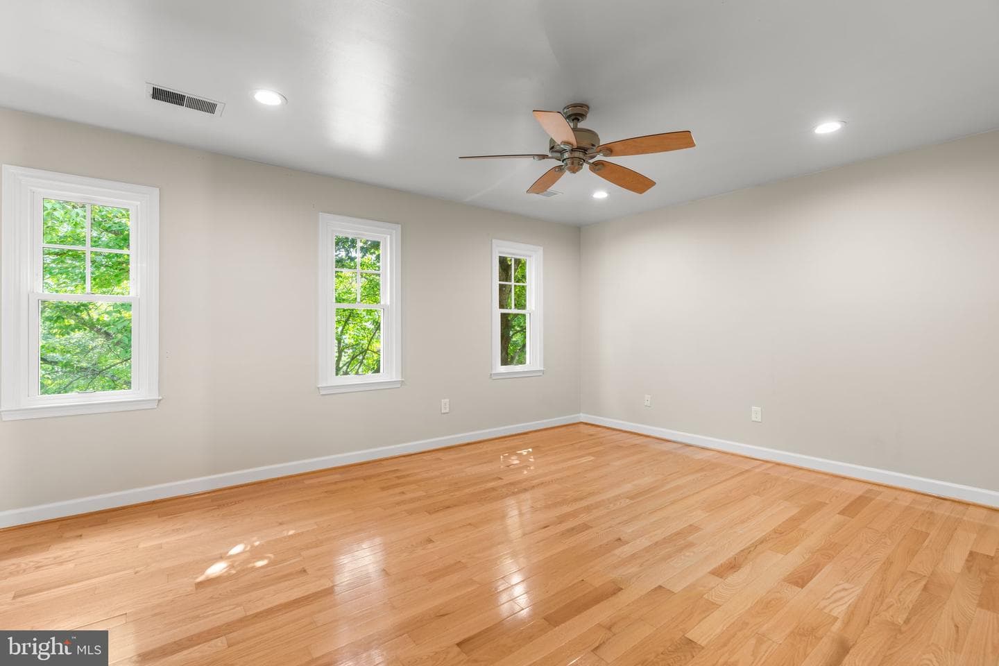 5145 Durham Road W photo 14