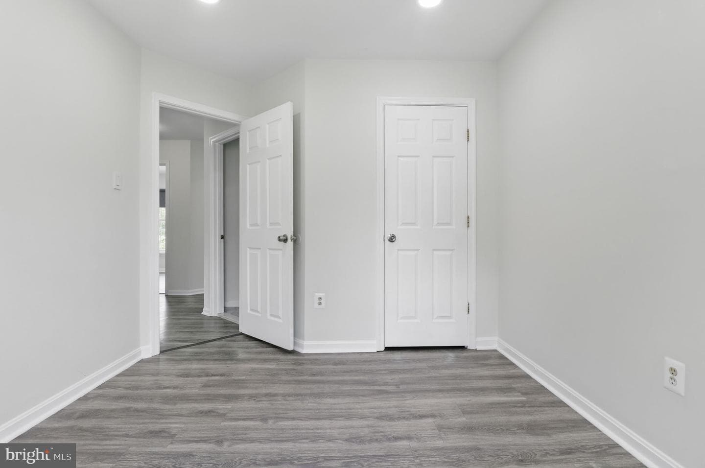 9482 Ridgeview Drive photo 69