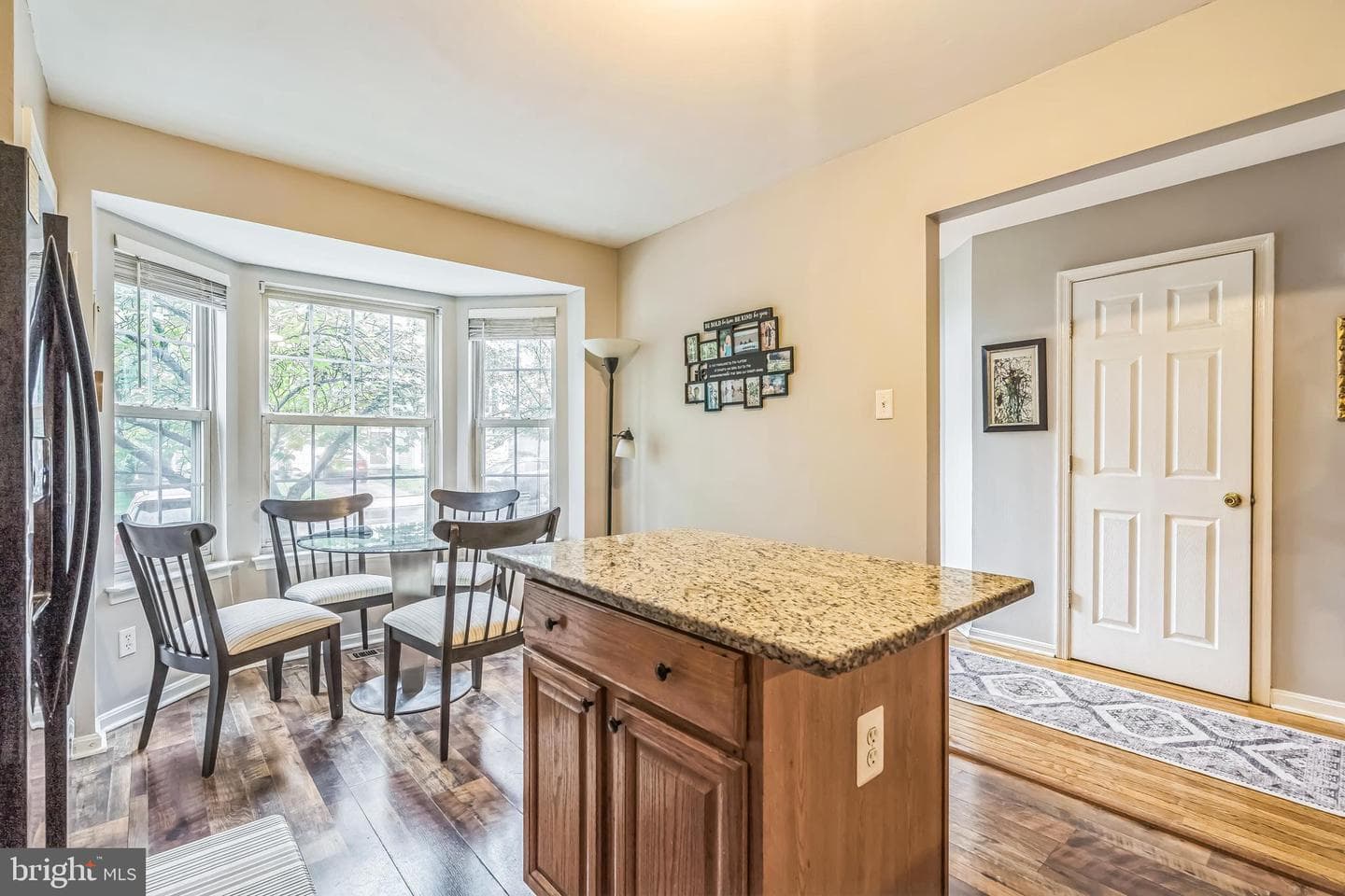 6345 Arbor Way photo 5