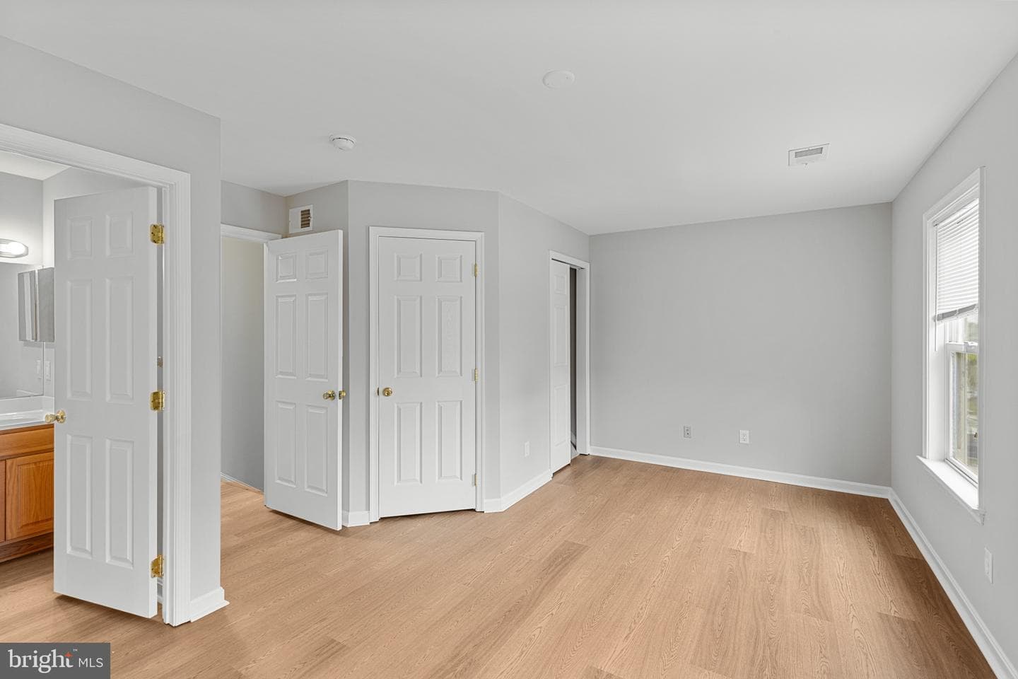 7253 Wye Avenue photo 17
