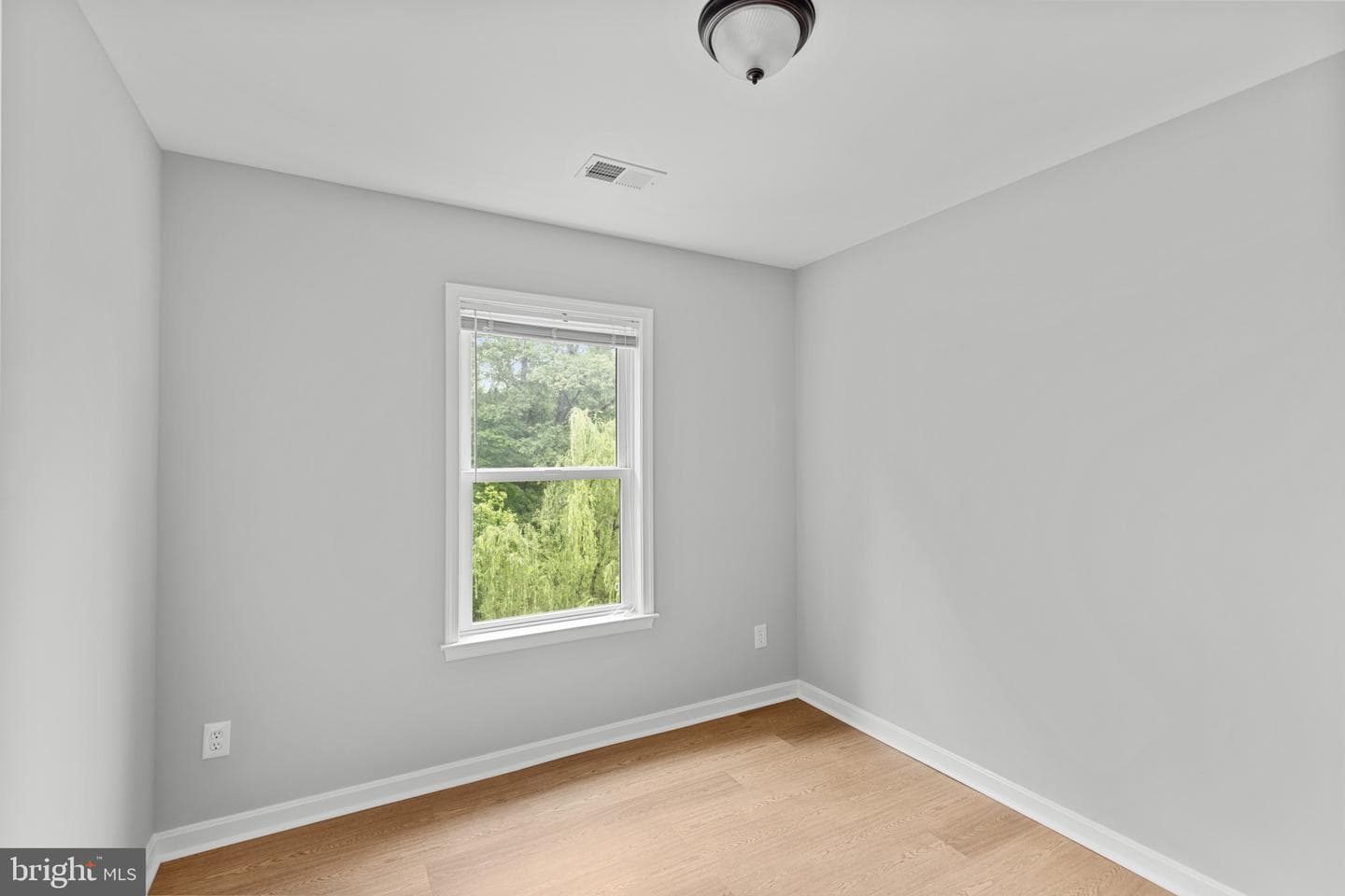7253 Wye Avenue photo 21