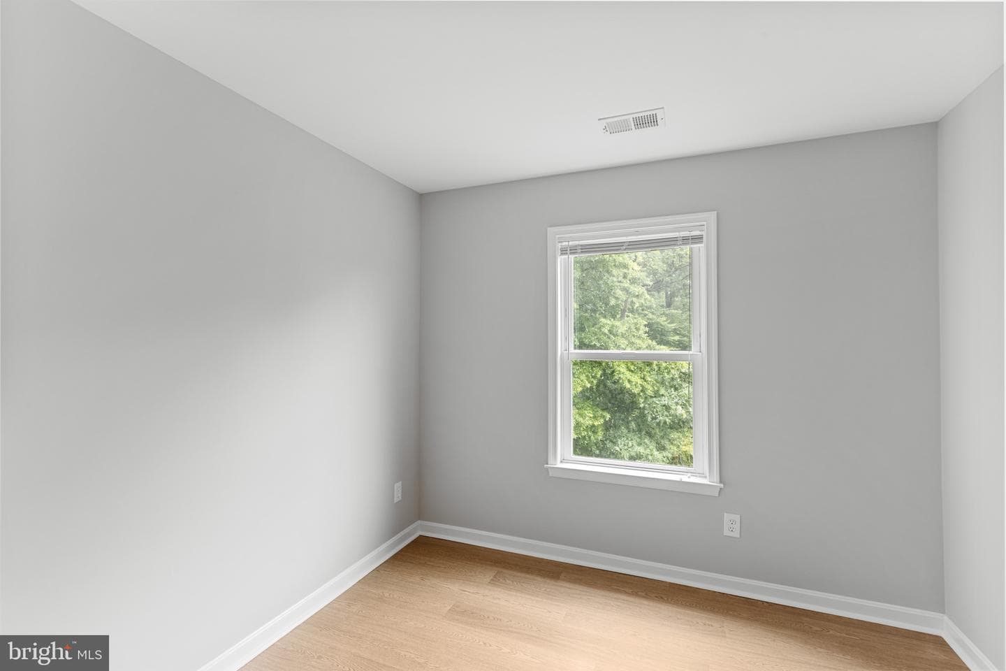 7253 Wye Avenue photo 23