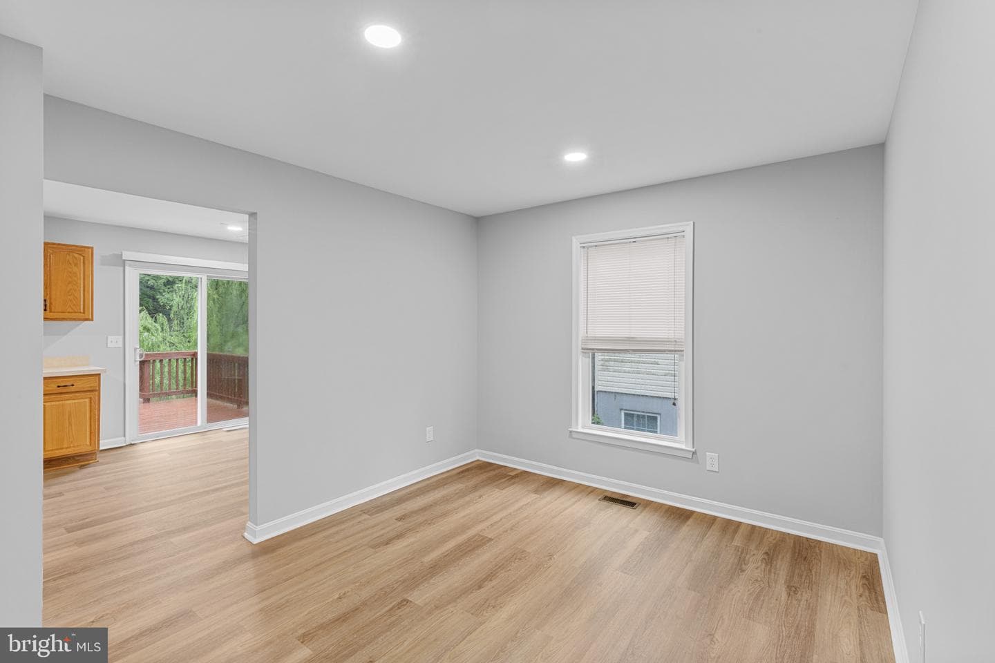 7253 Wye Avenue photo 7