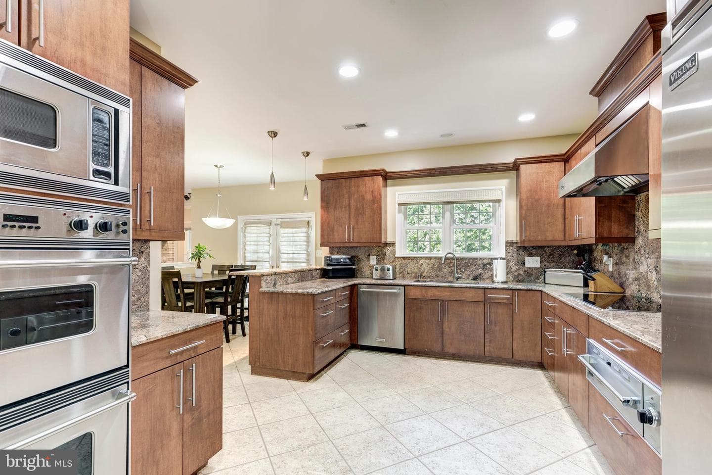 5280 Ten Oaks Road photo 16