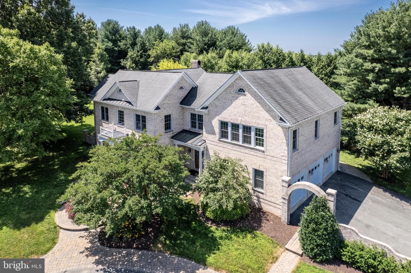 5280 Ten Oaks Road photo 2