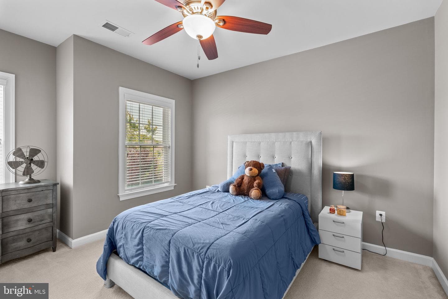 8304 Autumn River Drive photo 40