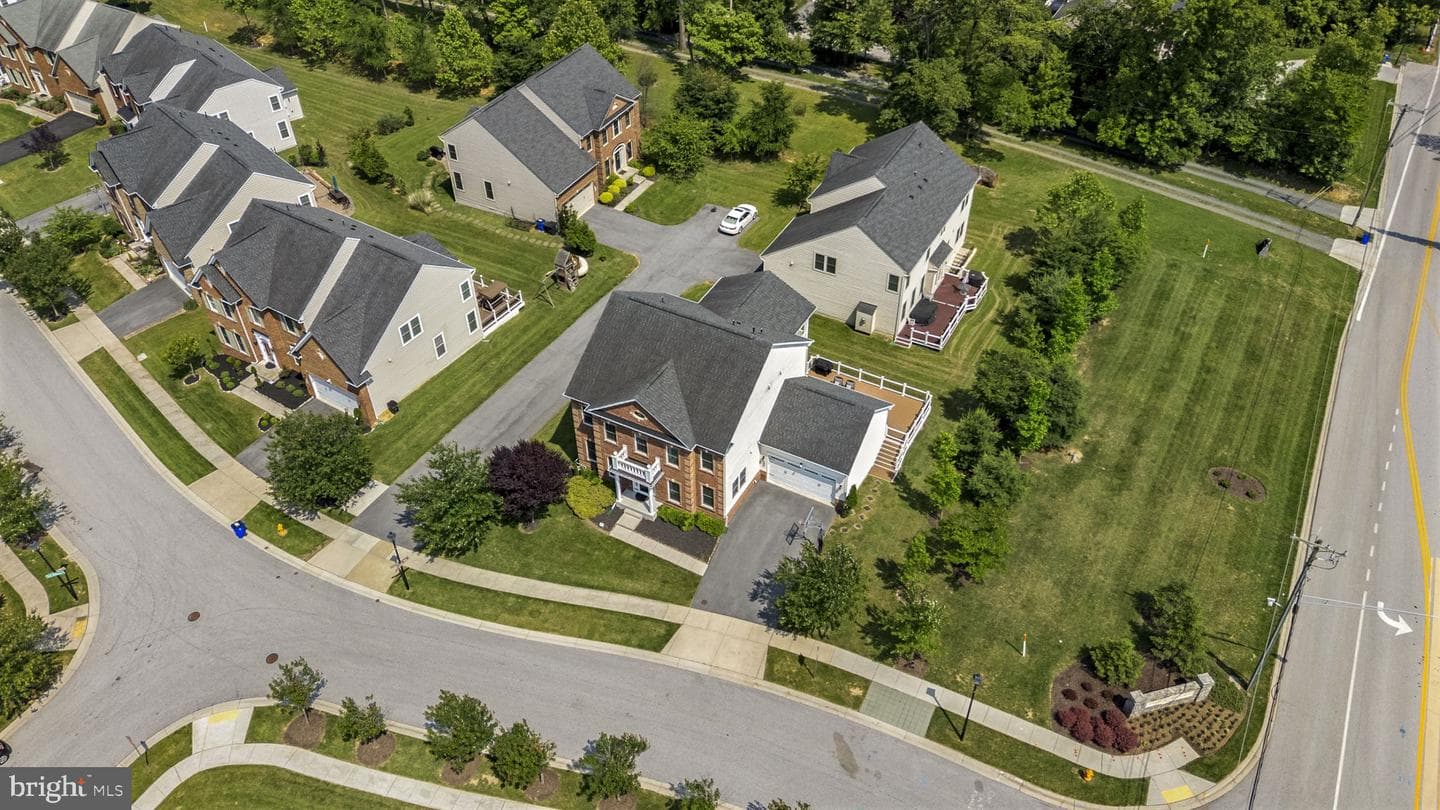 8304 Autumn River Drive photo 64