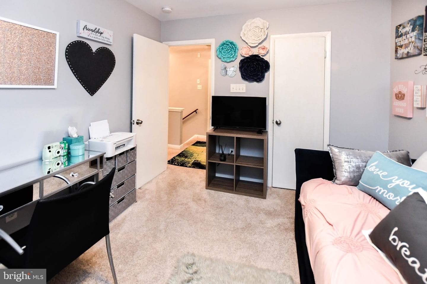 8878 Tamebird Court photo 27
