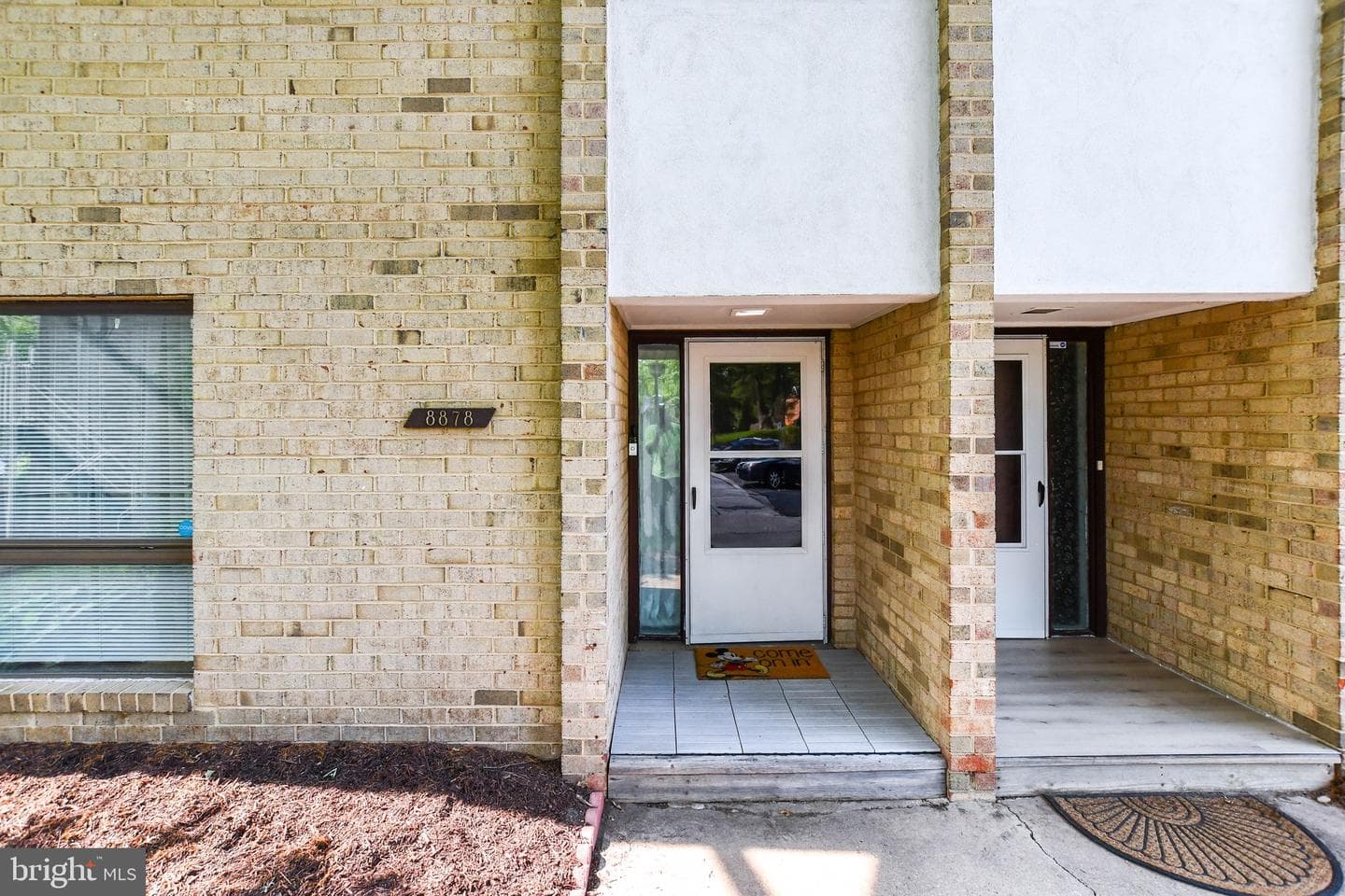 8878 Tamebird Court photo 5